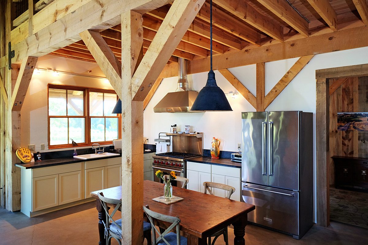 Timberlyne California Barn