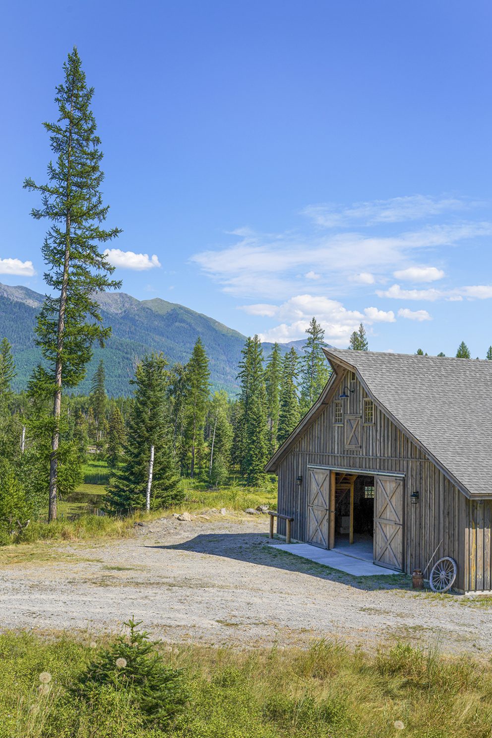 Timberlyne Rocky Mountain Horse Barn
