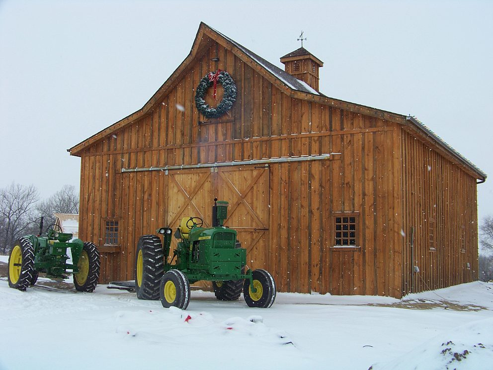 Timberlyne Midwest Tractor Barn